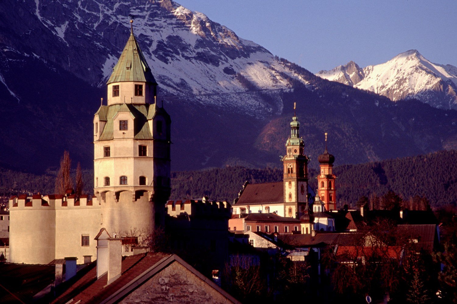 Mint Tower (Münzturm)
